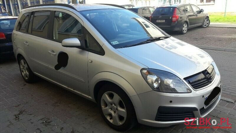 2005' Opel Zafira photo #2