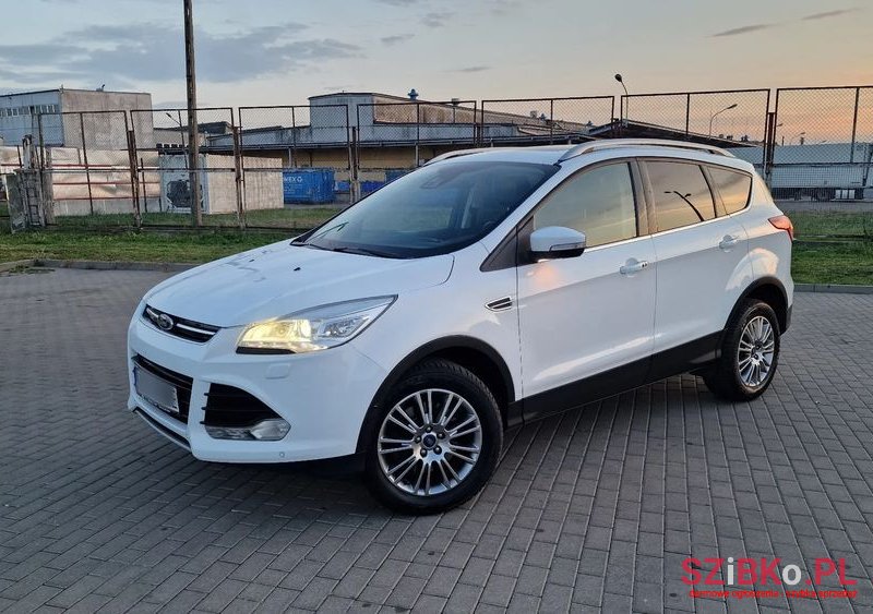 2014' Ford Kuga 2.0 Tdci 4X4 Titanium photo #2