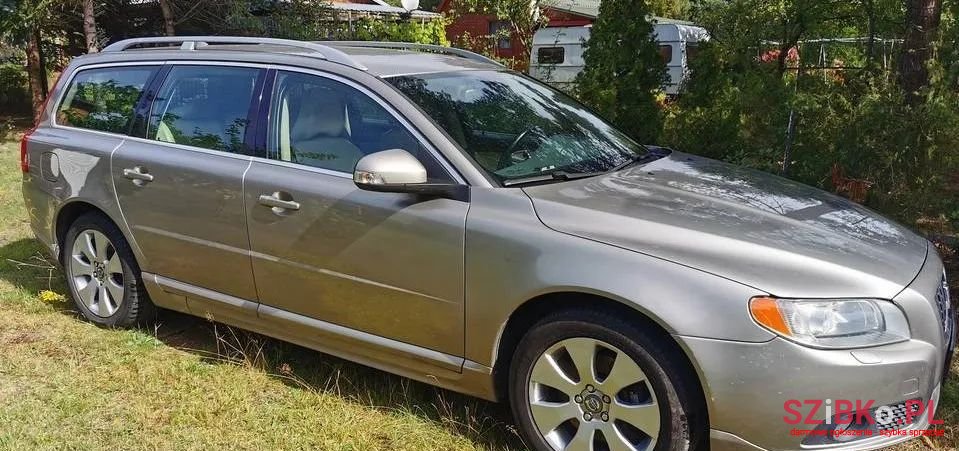 2008' Volvo V70 2.4D Summum photo #1