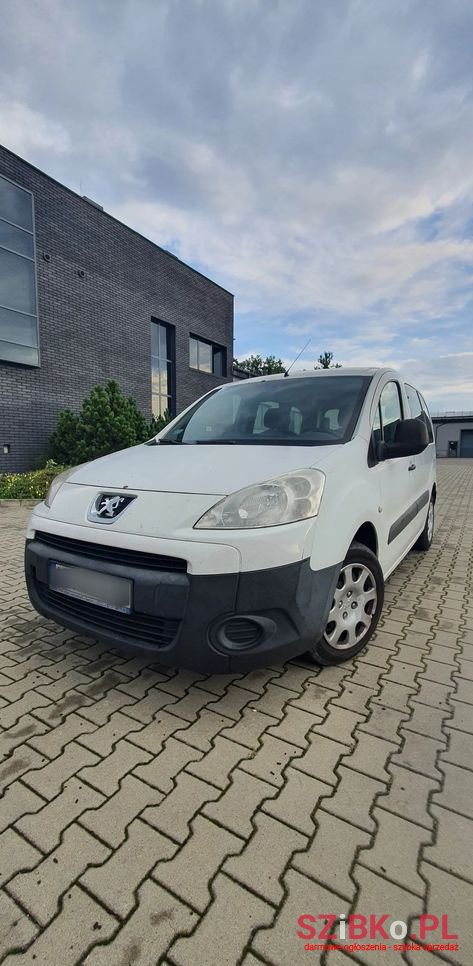 2009' Peugeot Partner photo #1