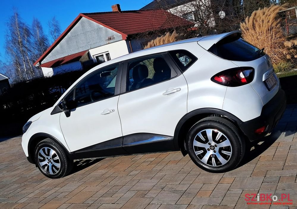 2019' Renault Captur photo #6