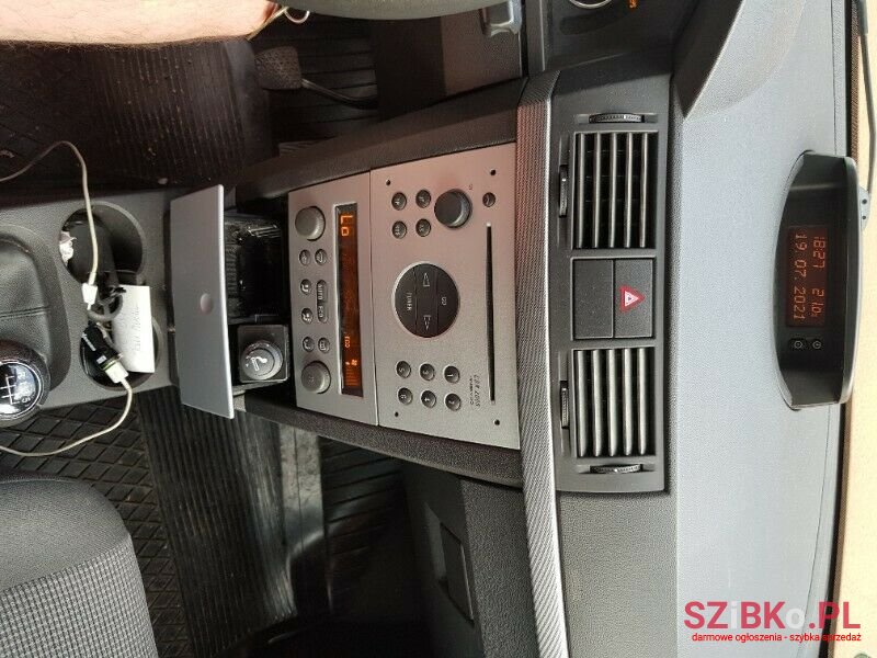 2004' Opel Meriva photo #5