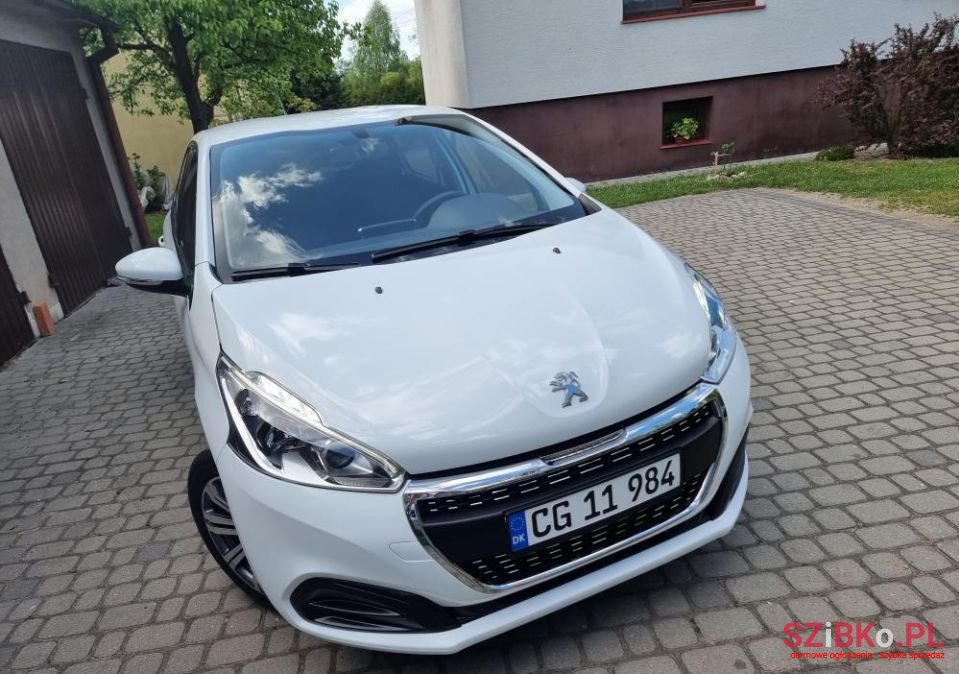 2019' Peugeot 208 photo #2