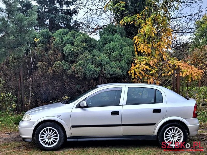 2003' Opel Astra photo #3