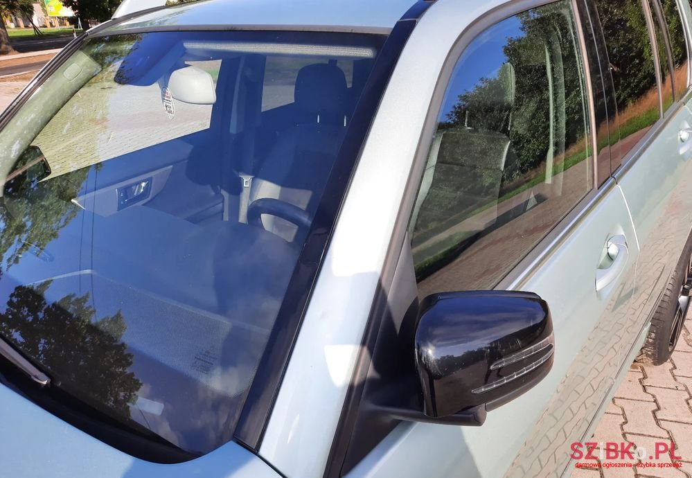 2009' Mercedes-Benz GLK 320 Cdi 4-Matic photo #4