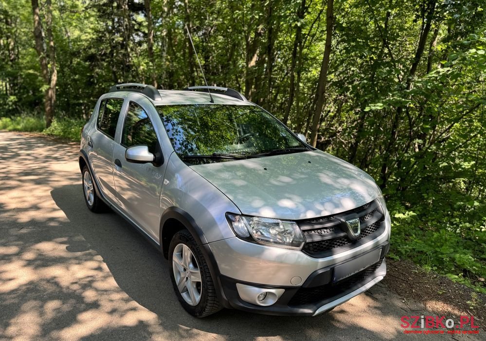 2013' Dacia Sandero Stepway photo #1