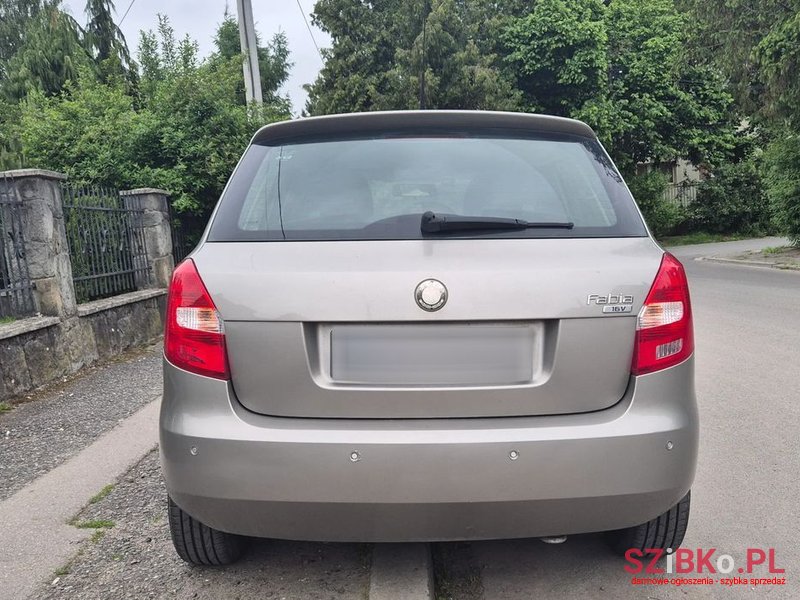 2008' Skoda Fabia 1.4 16V Comfort photo #5