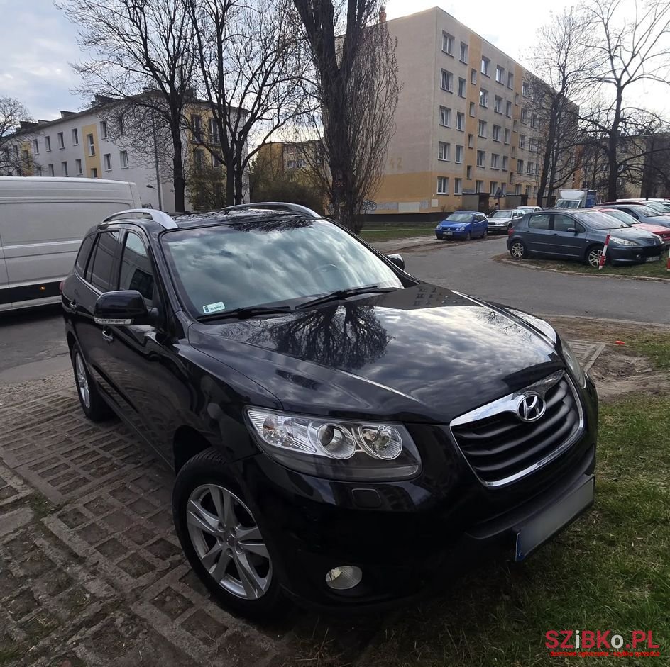 2011' Hyundai Santa Fe photo #1