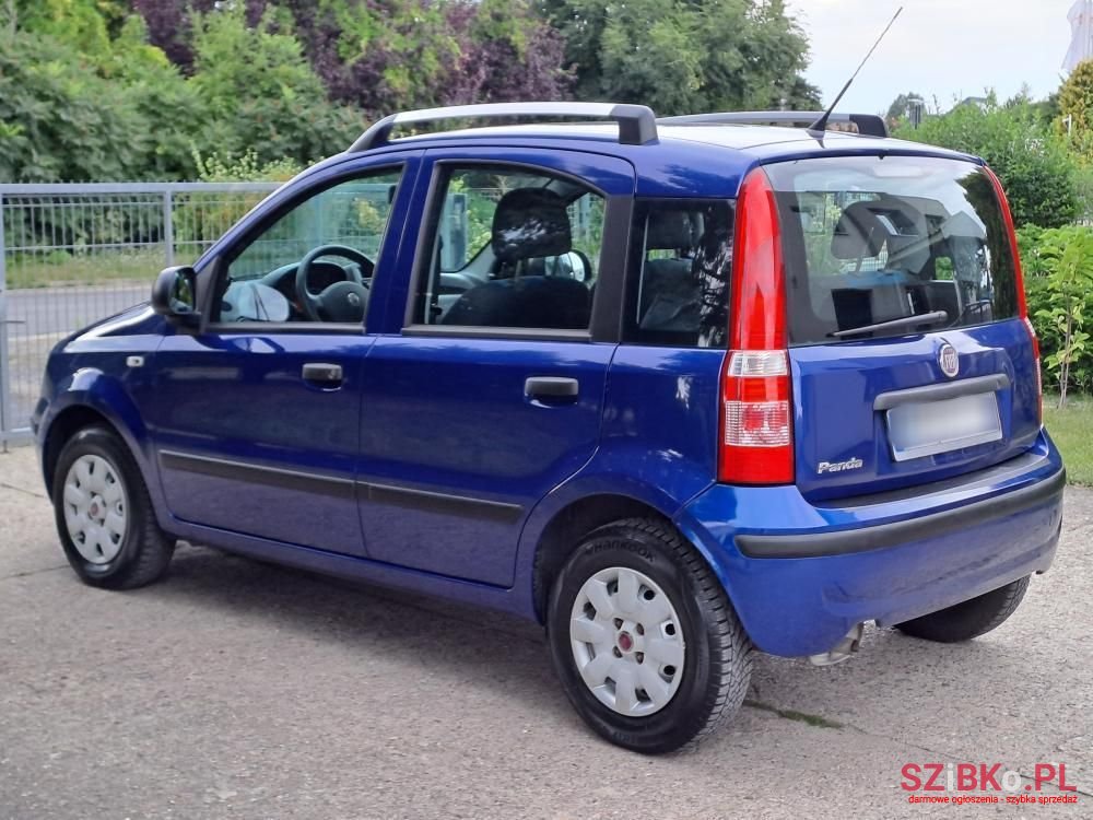 2010' Fiat Panda photo #6