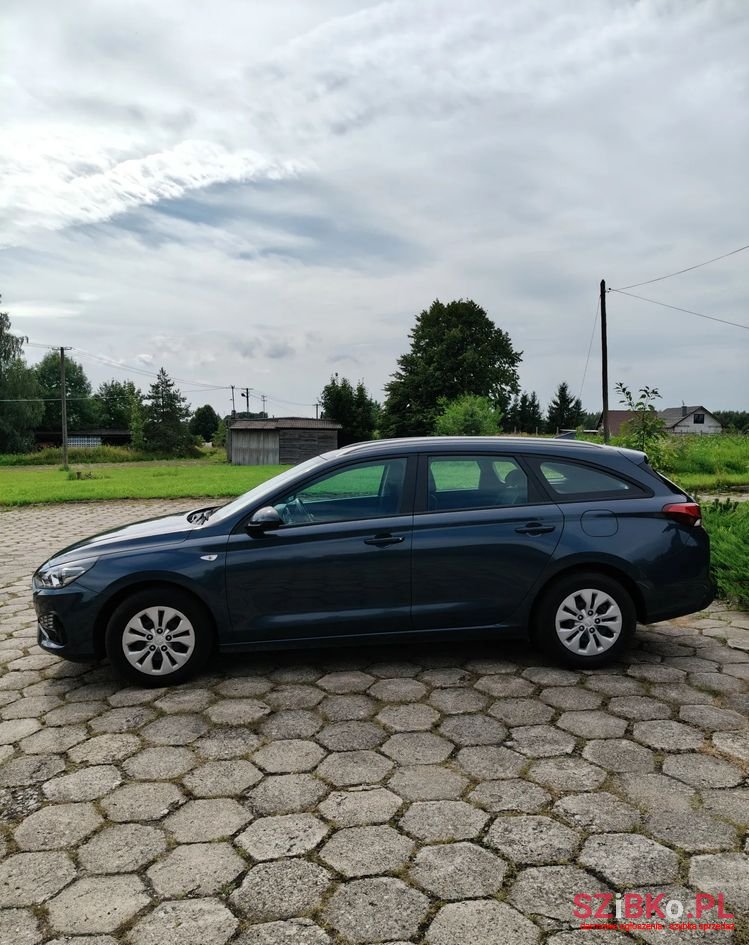 2021' Hyundai i30 1.5 Dpi Classic + photo #2