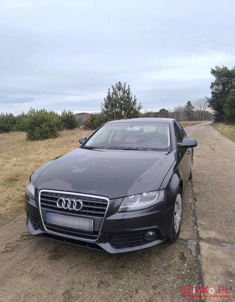 2009' Audi A4 2.0 Tdi photo #1