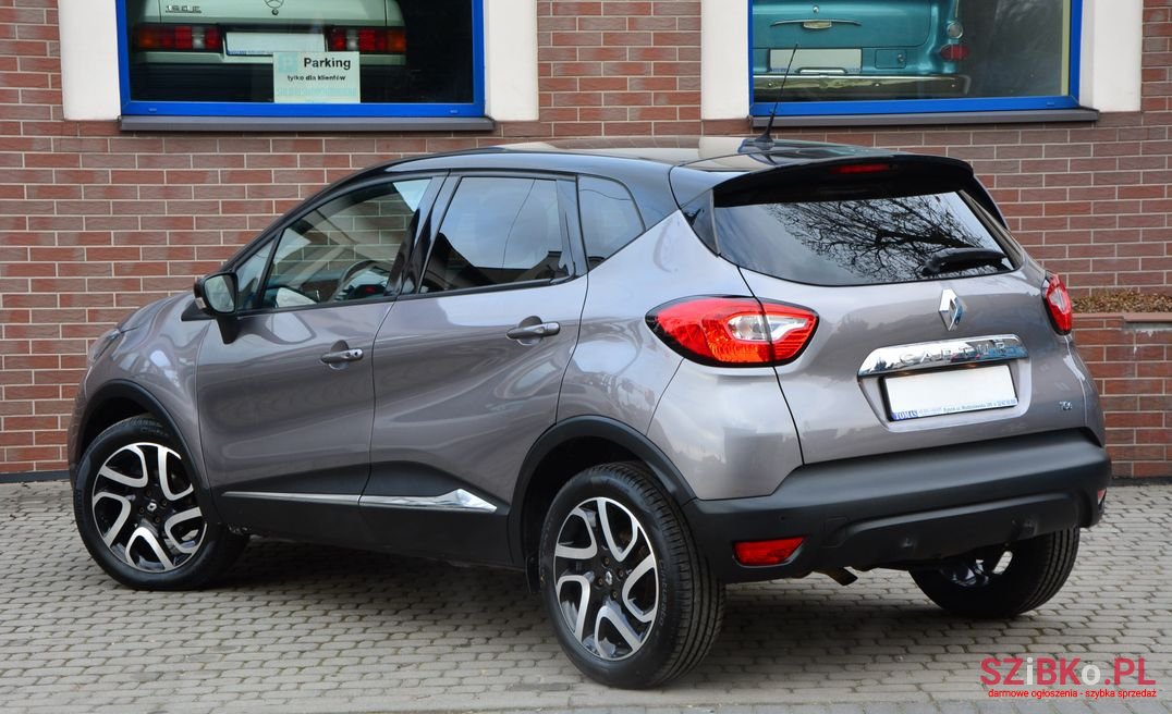 2015' Renault Captur photo #6