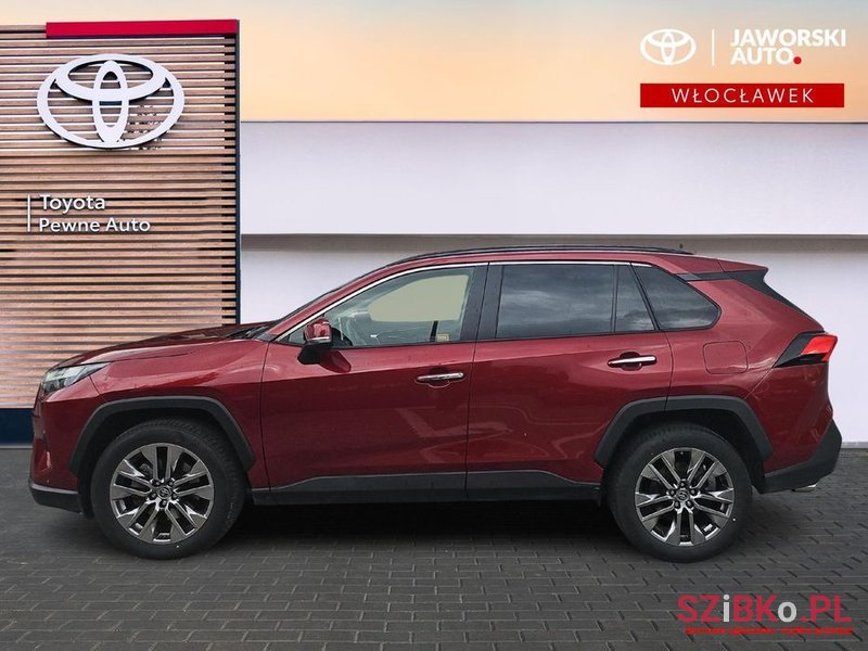 2022' Toyota RAV4 photo #2