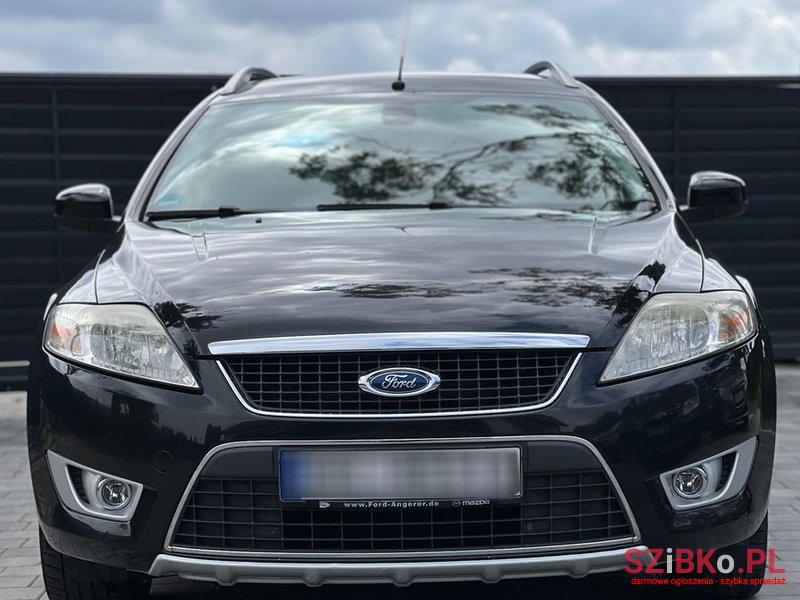 2010' Ford Mondeo 2.0 Titanium photo #2