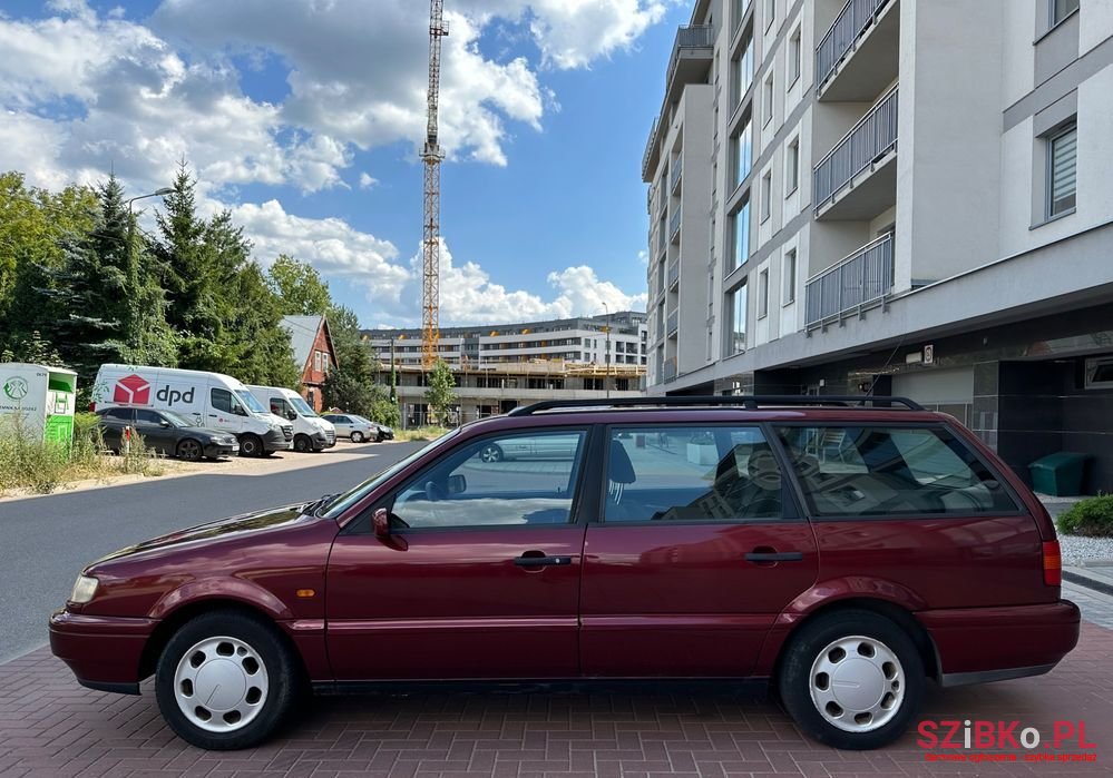 1994' Volkswagen Passat Variant 1.8 Gl photo #4