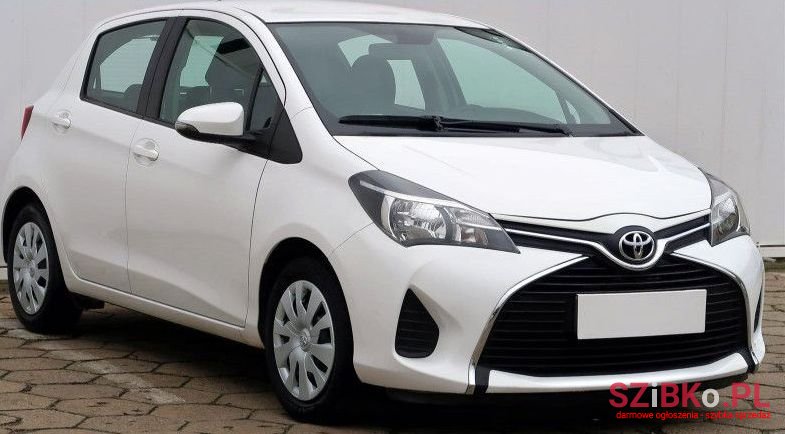 2016' Toyota Yaris photo #1