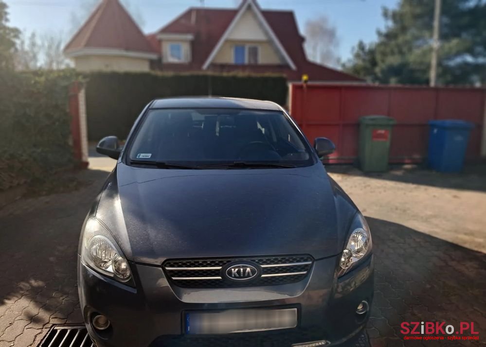 2008' Kia Ceed photo #1