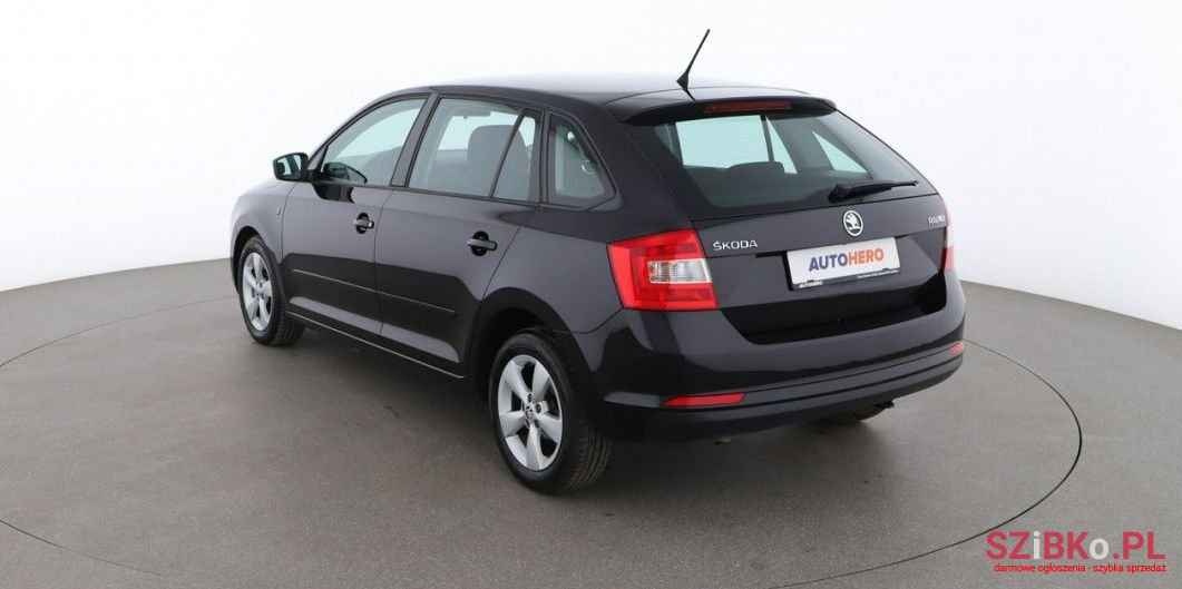2013' Skoda Rapid photo #3