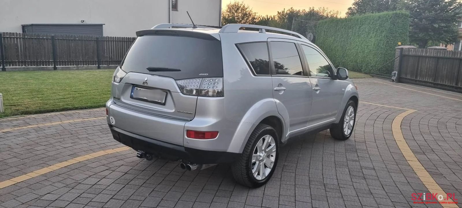 2007' Mitsubishi Outlander photo #4