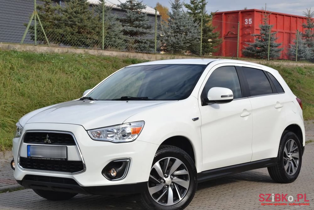 2015' Mitsubishi ASX photo #1