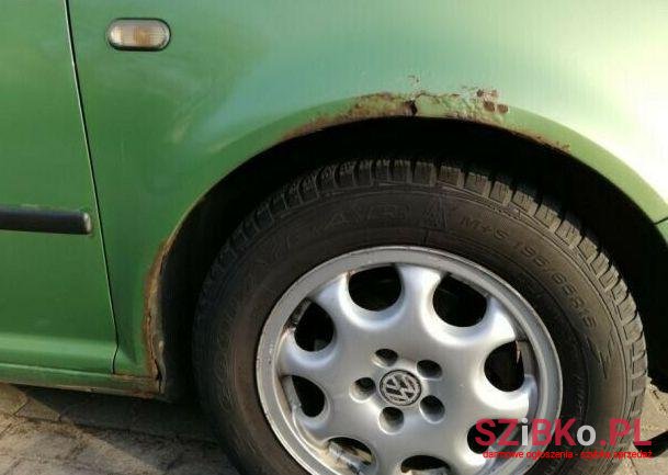 1999' Volkswagen Golf photo #1