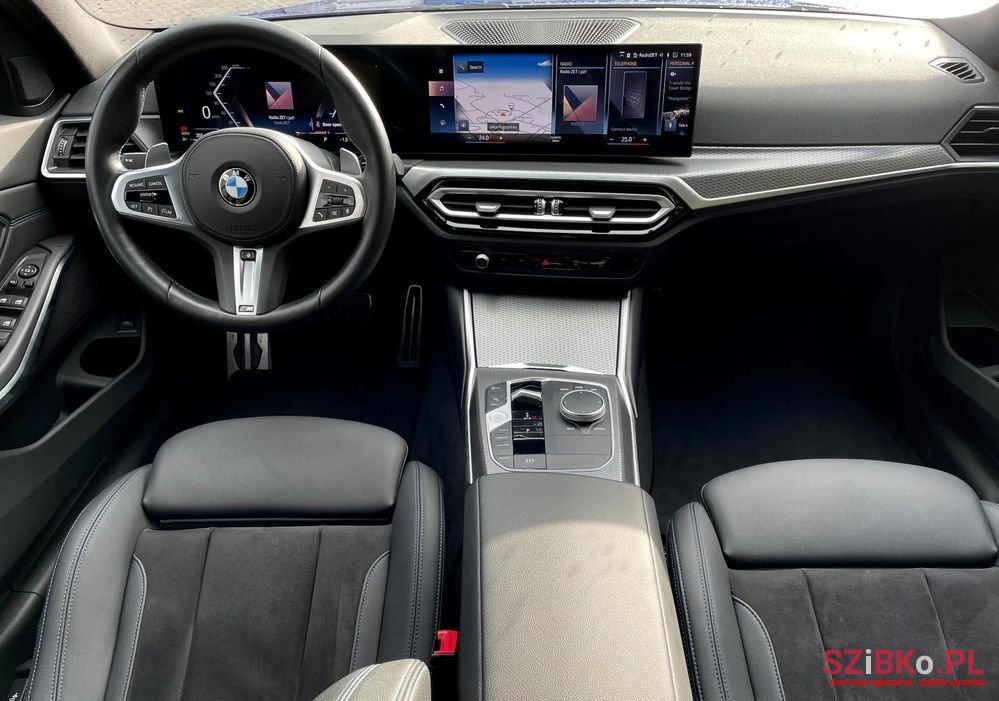 2023' BMW 3 Series 320I M Sport photo #4