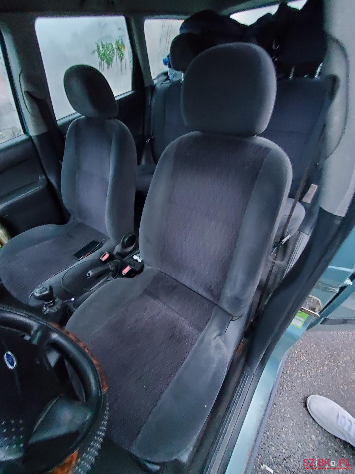 1999' Ford Focus photo #6