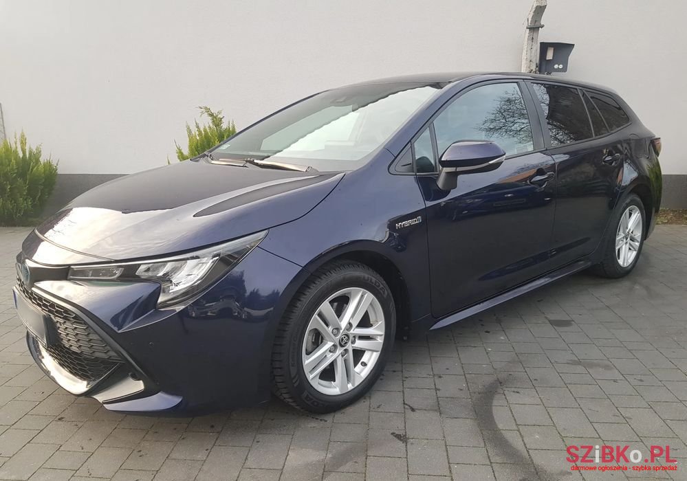 2021' Toyota Corolla photo #2