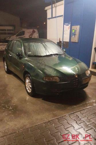 2001' Alfa Romeo Inne photo #1