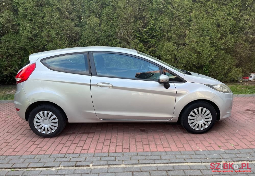2009' Ford Fiesta 1.25 Viva photo #4