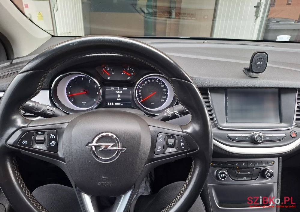 2017' Opel Astra V 1.4 T Dynamic photo #6