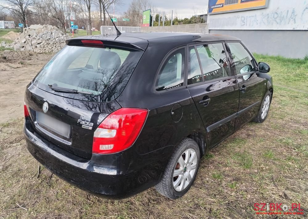 2008' Skoda Fabia 1.4 Tdi Ambiente photo #3