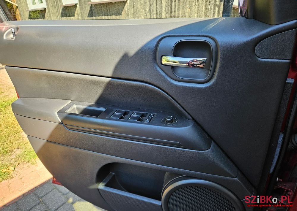 2016' Jeep Patriot photo #5