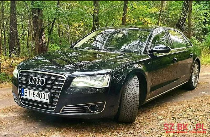 2012' Audi A8 photo #2