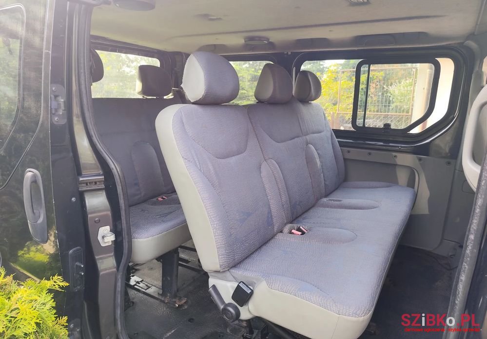 2003' Renault Trafic Passenger photo #5
