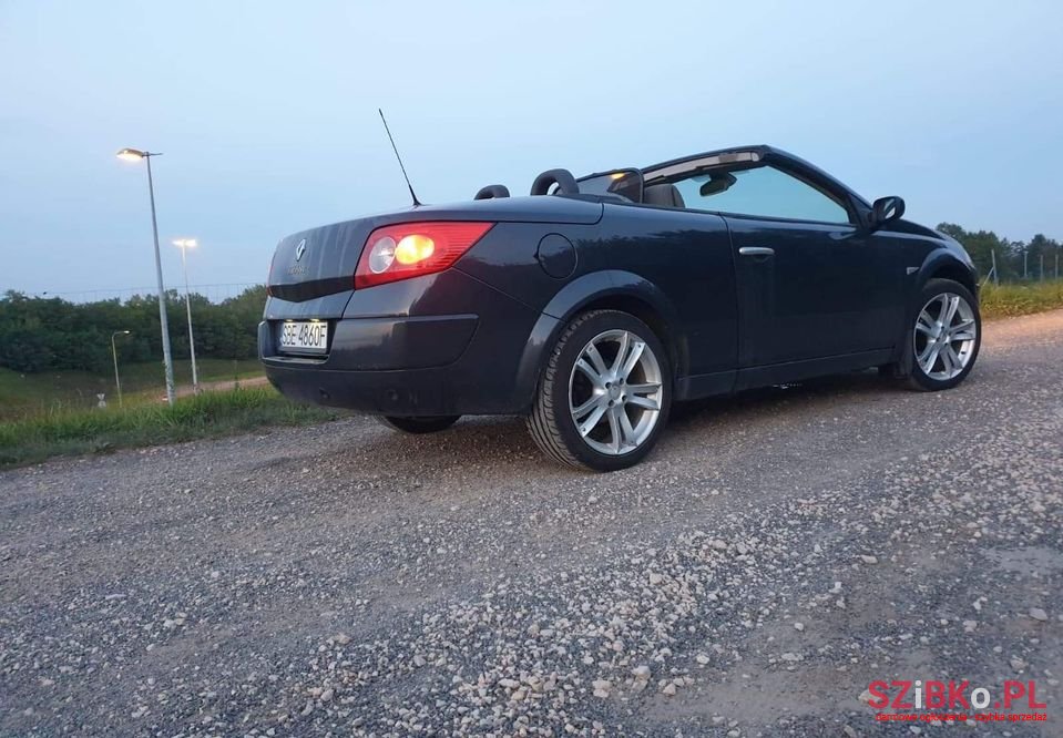 2006' Renault Megane photo #2