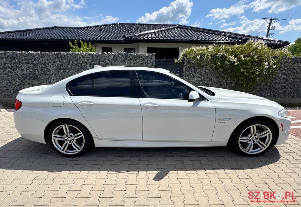 2012' BMW 5 Series 535I Xdrive photo #5