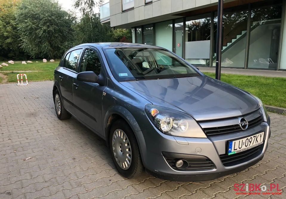 2004' Opel Astra photo #3