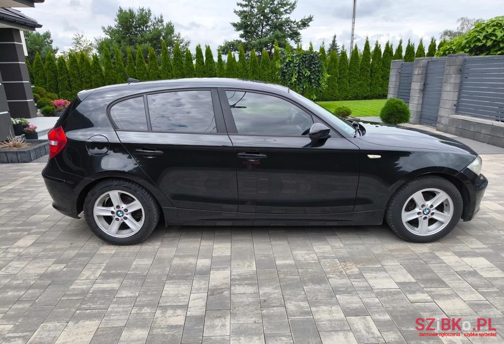 2007' BMW 1 Series photo #3