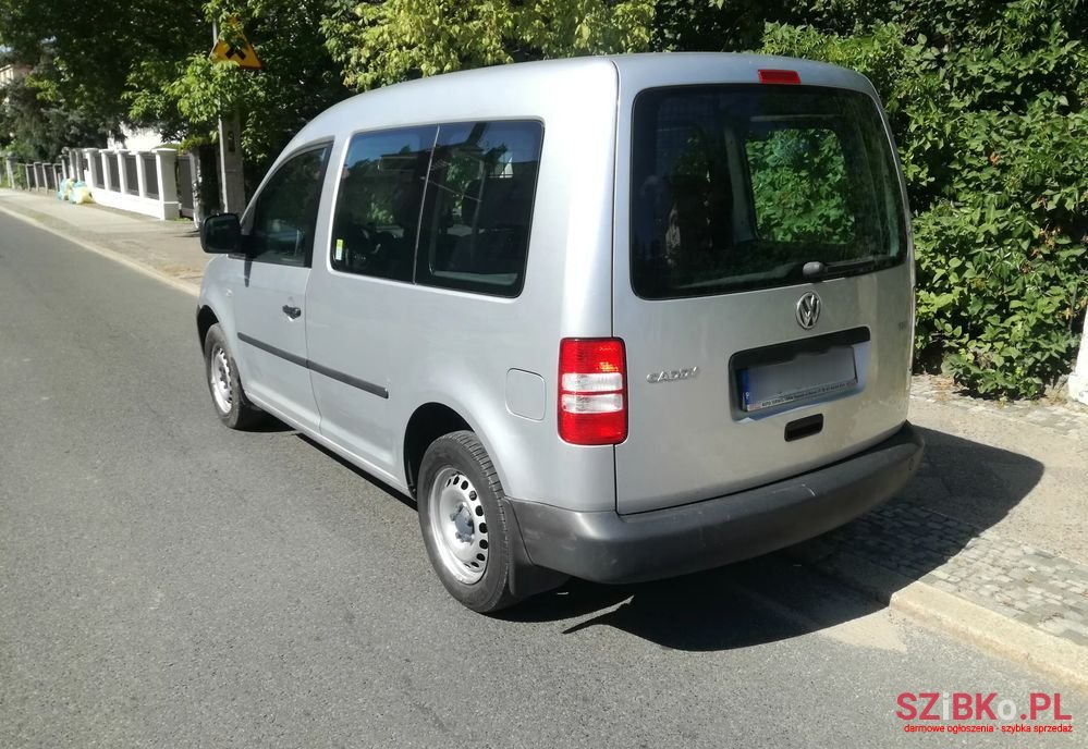2015' Volkswagen Caddy photo #3