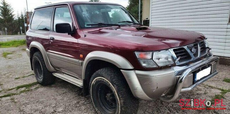 2001' Nissan Patrol photo #1