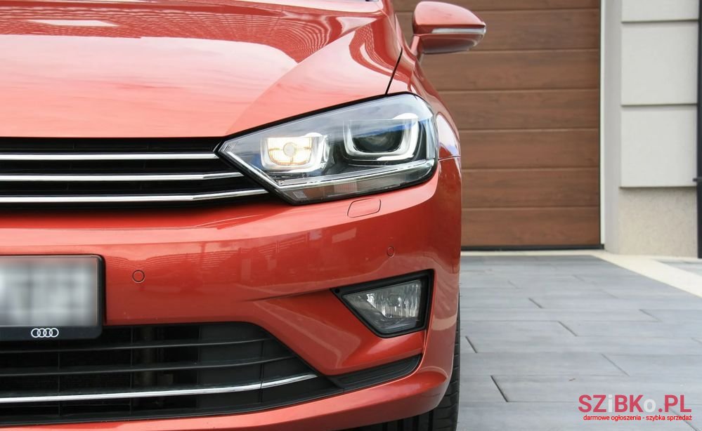 2014' Volkswagen Golf photo #3