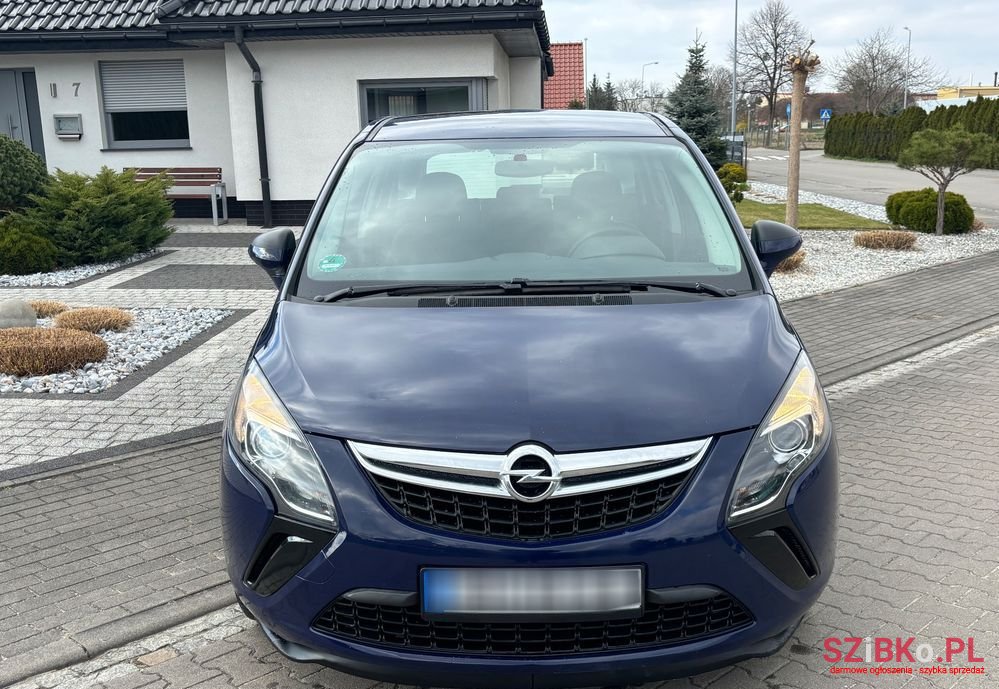 2016' Opel Zafira photo #5