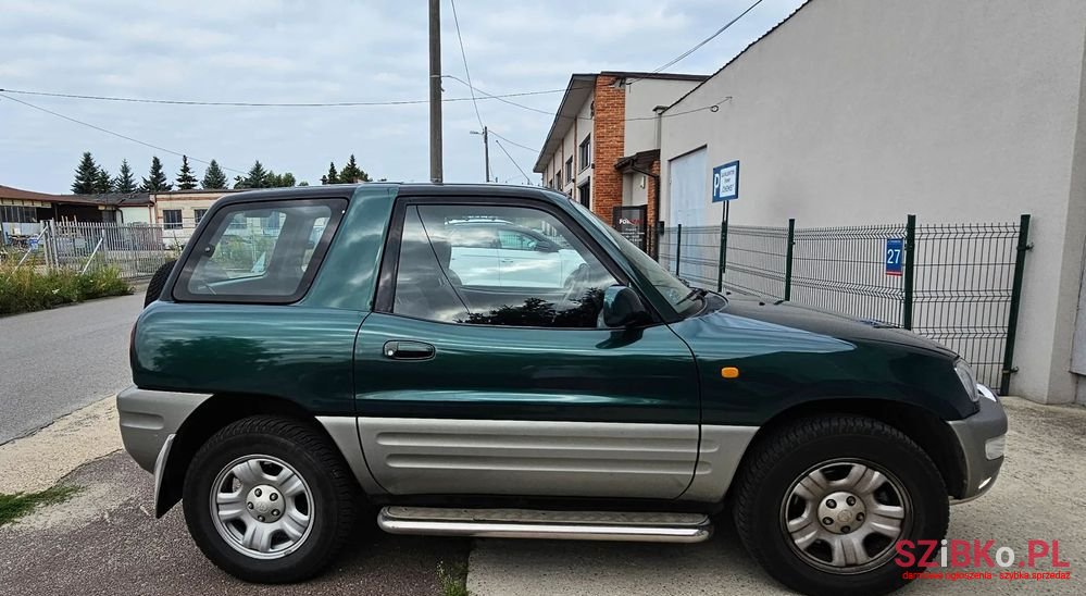 2000' Toyota RAV4 2.0 photo #4