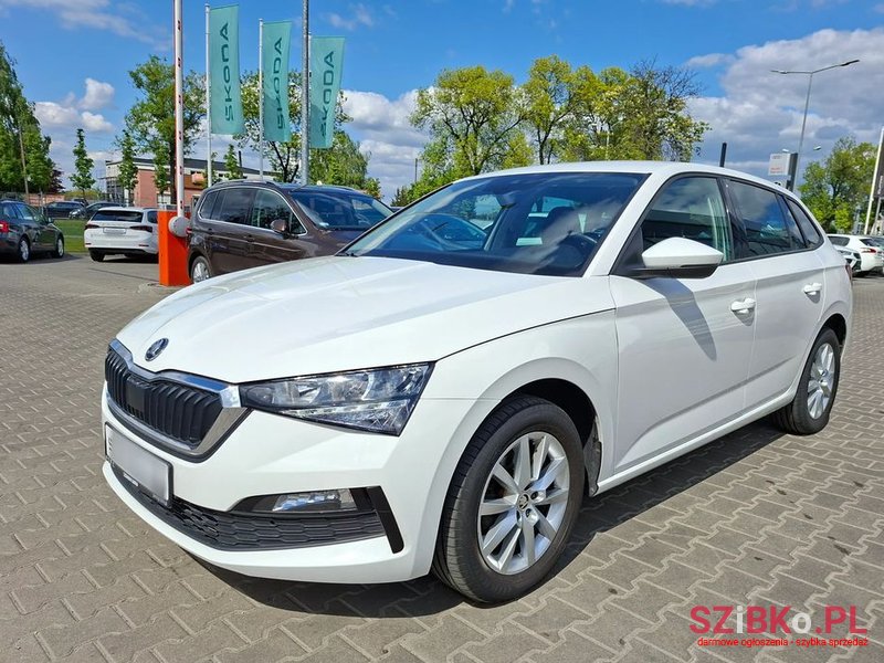 2022' Skoda Scala 1.0 Tsi Ambition photo #4