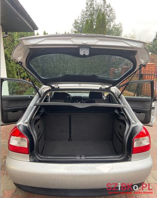 2002' Audi A3 photo #2