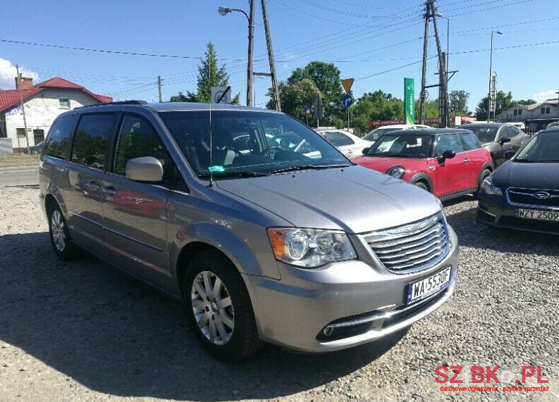 2016' Chrysler TOWN&COUNTRY photo #1