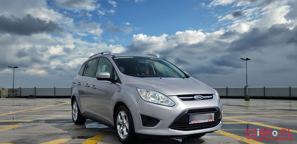 2011' Ford Grand C-MAX 1.6 Trend photo #2