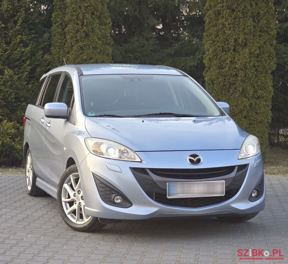 2011' Mazda 5 photo #5