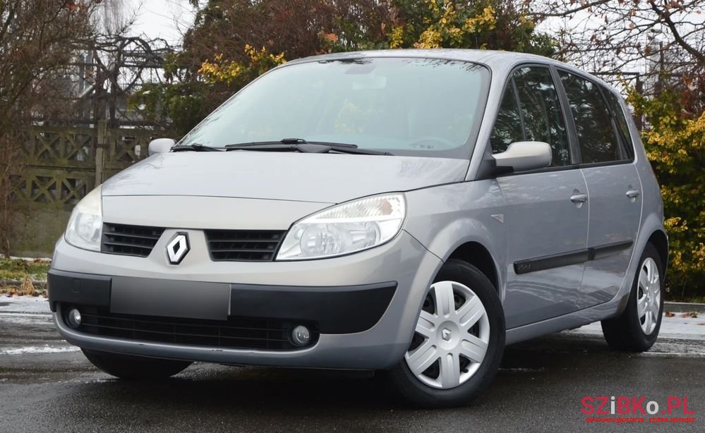 2005' Renault Scenic 2.0 16V Privilege photo #2